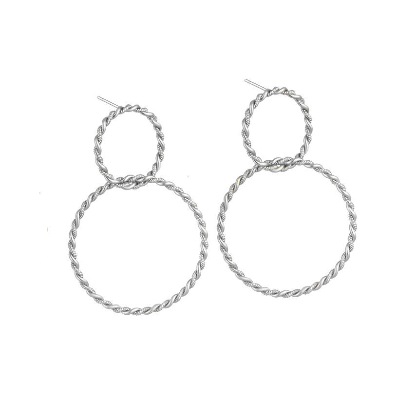 SchwesterSchwester Rhodinierte Ohrstecker aus zwei verschlungenen Ringen in Seiloptik Saisonschlussverkauf