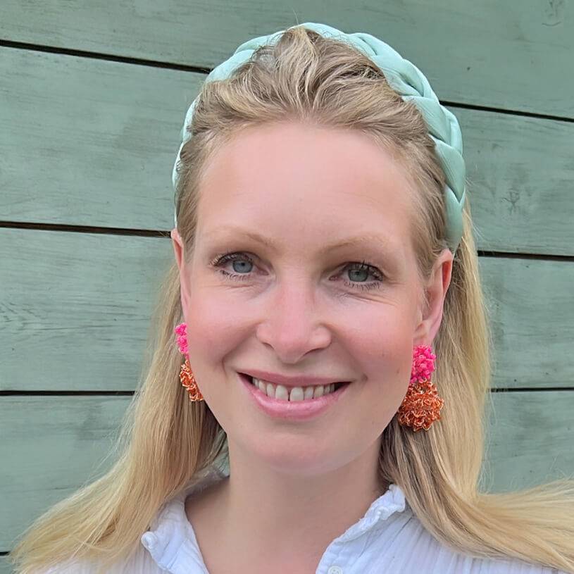 SchwesterSchwester Bunte Perlen-Ohrringe aus zwei Blüten in leuchtendem Pink und Orange Discount Store für neue Produkte