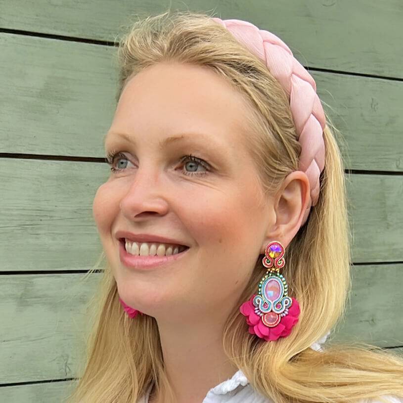 SchwesterSchwester Außergewöhnliche Soutache-Ohrringe in leuchtendem Pink Bis zu 50% Rabatt