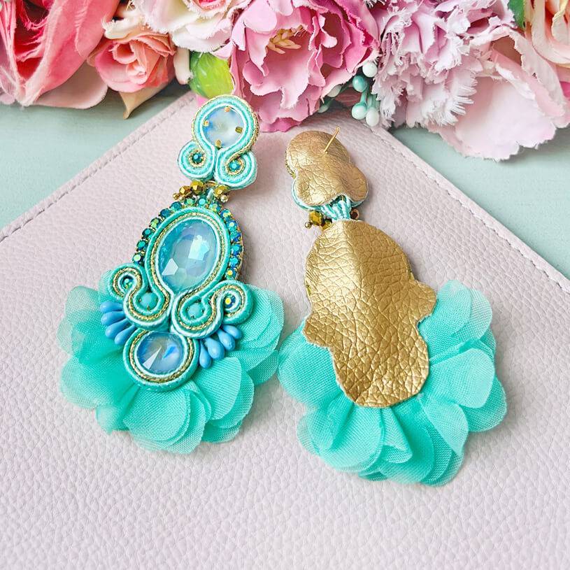 SchwesterSchwester Außergewöhnliche Soutache-Ohrringe in Türkis Wochenangebot